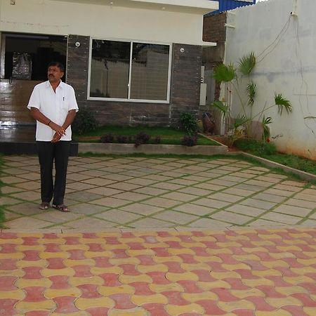 Pratham Residency Mysore Ngoại thất bức ảnh